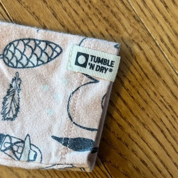 Doodle-Patterned Kids One Piece - Picture 2 of 6